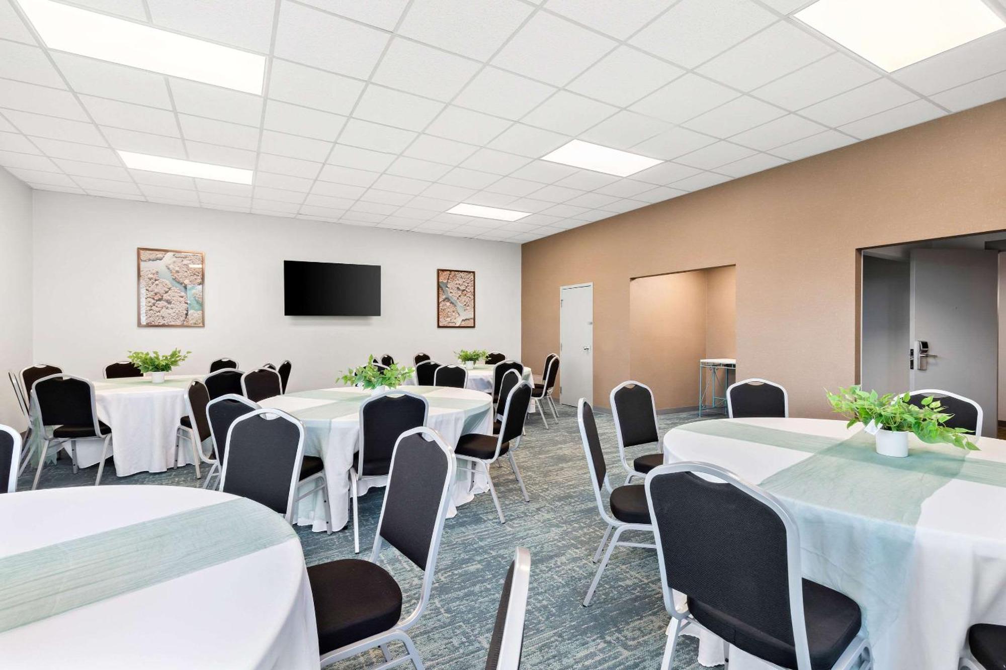 Comfort Inn Pocono Lakes Region Lake Ariel Zewnętrze zdjęcie